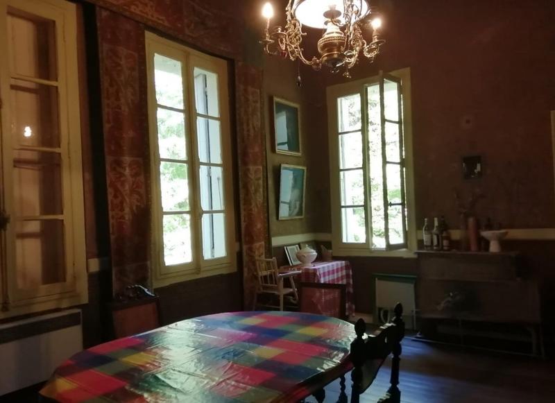 Maison - 240 m² - 9 pièces