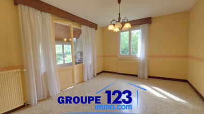 Maison - 90 m² - 3 pièces