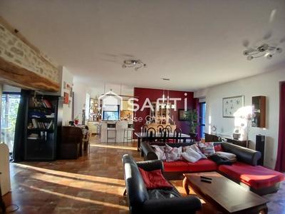 Maison - 192 m² - 8 pièces