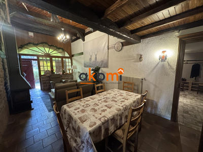 Ferme - 200 m² - 10 pièces