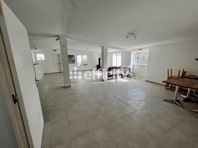 Maison - 144 m² - 5 pièces