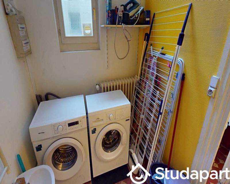 Chambre - 240 m² - 1 pièce