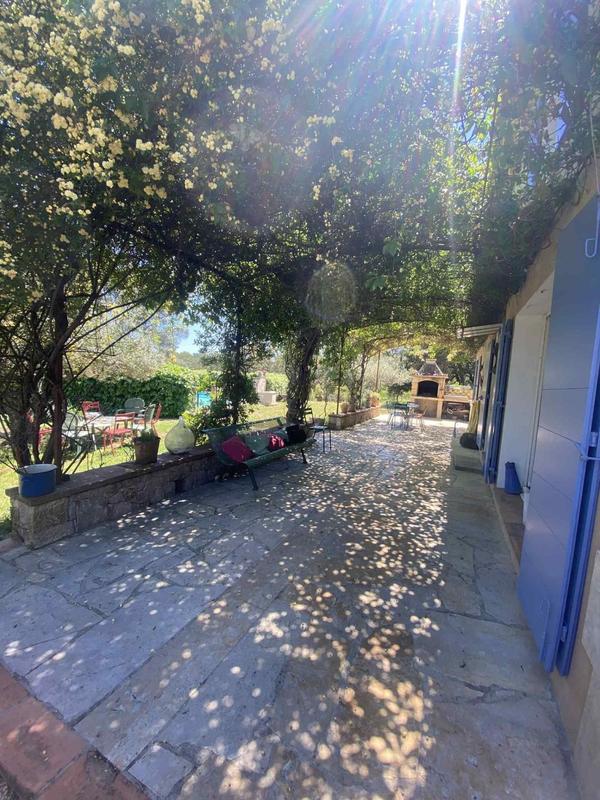 Maison - 182 m² - 8 pièces