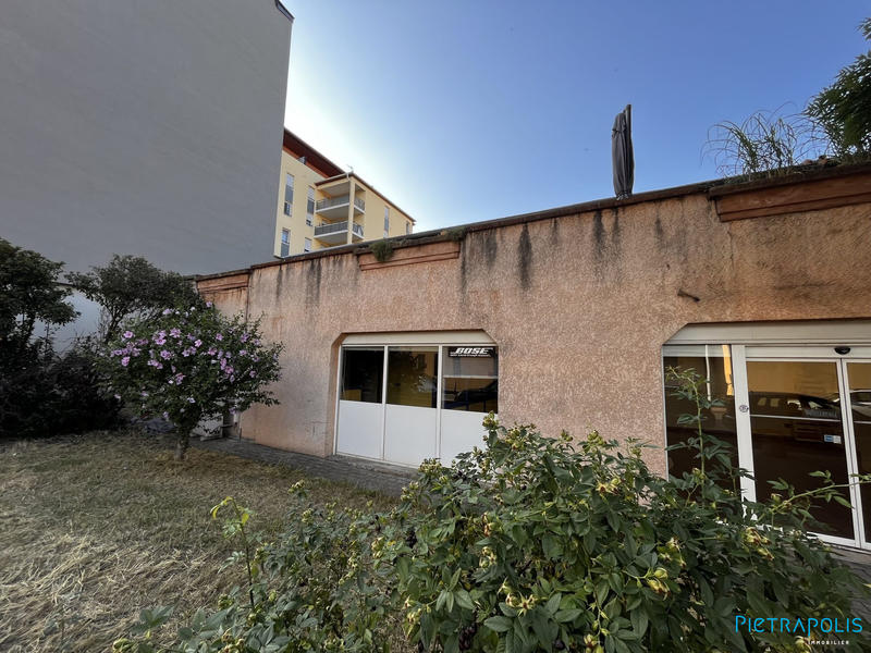 Local commercial - 250 m²