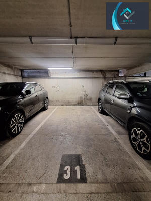 Parking / Garage - 10 m²