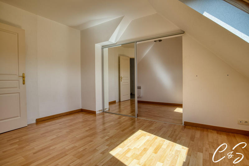 Maison - 120 m² - 7 pièces