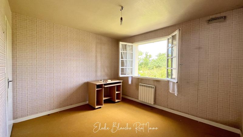 Maison traditionnelle - 174 m² - 8 pièces