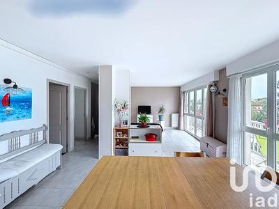 Appartement - 80 m² - 4 pièces