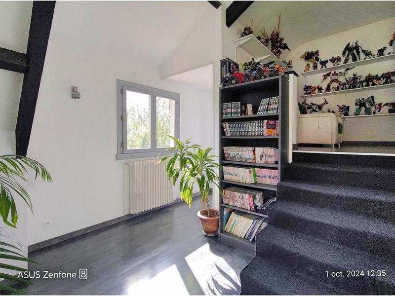 Maison - 177 m² - 7 pièces