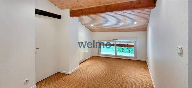 Maison - 282 m² - 9 pièces