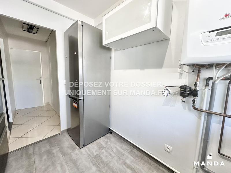 Chambre - 9 m² - 4 pièces