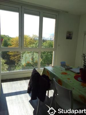 Chambre - 14 m² - 1 pièce