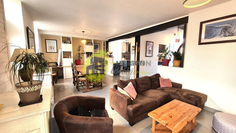 Maison - 162 m² - 7 pièces