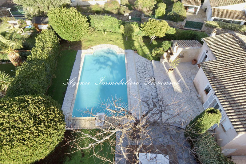 Maison - 130 m² - 2 pièces