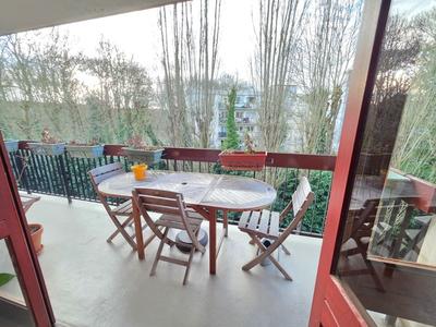 Appartement - 86 m² - 4 pièces