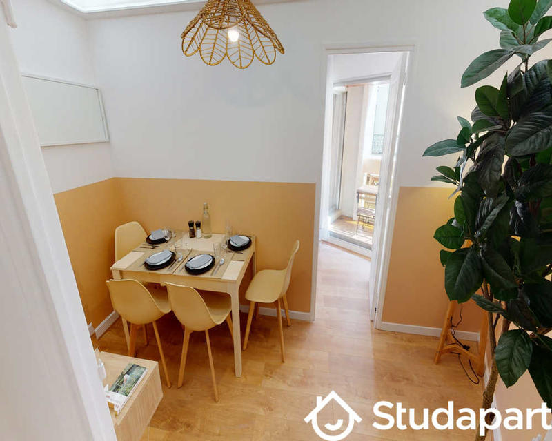 Chambre - 60 m² - 1 pièce