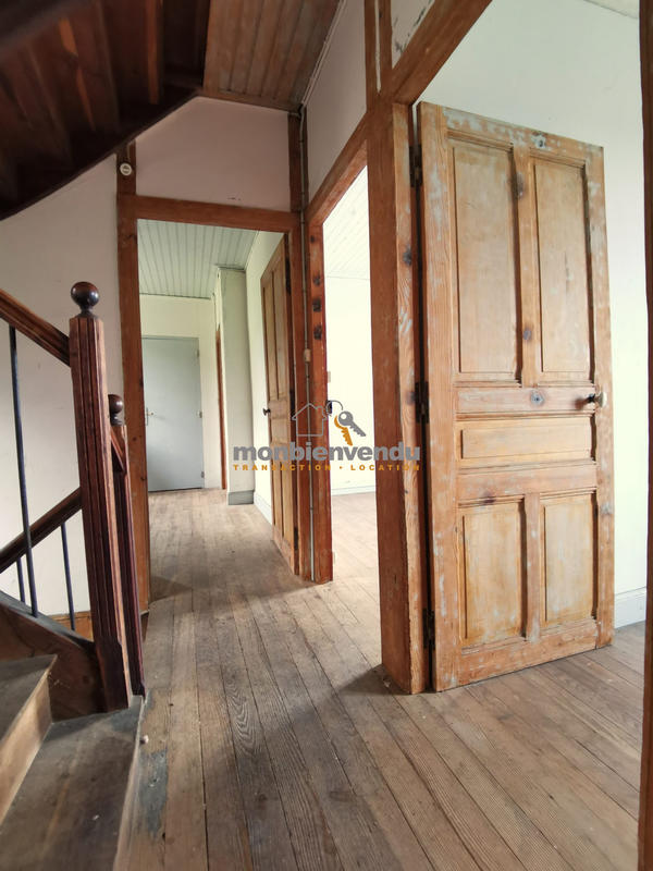 Maison - 160 m² - 8 pièces