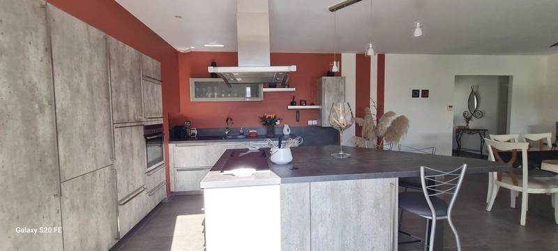 Villa - 140 m² - 5 pièces