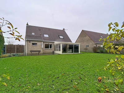 Maison - 104 m² - 5 pièces