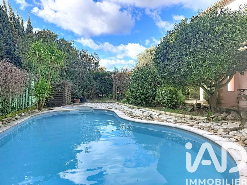 Maison - 197 m² - 8 pièces