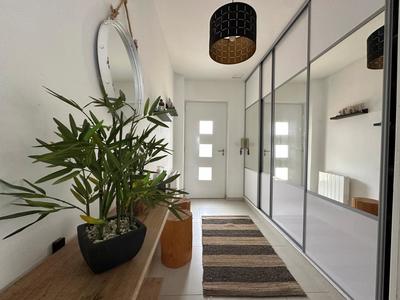 Maison - 170 m² - 6 pièces