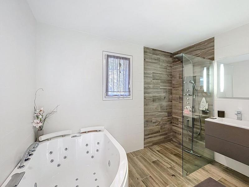 Villa - 160 m² - 6 pièces