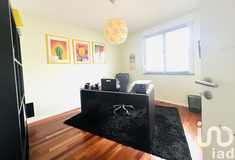 Maison - 180 m² - 8 pièces