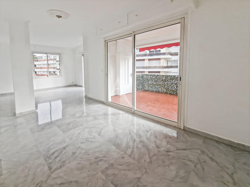 Appartement - 77 m² - 3 pièces