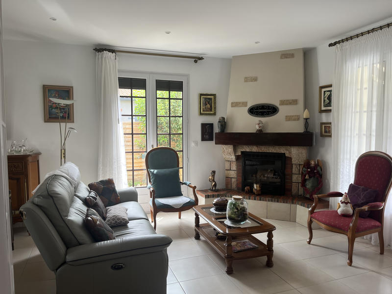 Maison - 105 m² - 4 pièces