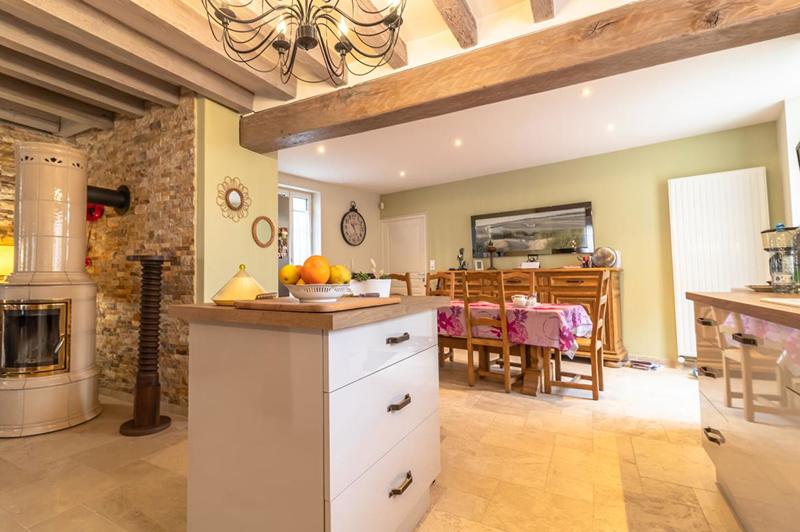 Maison - 190 m² - 8 pièces