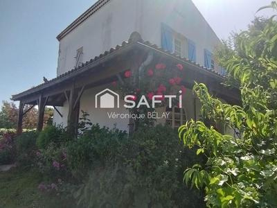 Maison - 138 m² - 6 pièces