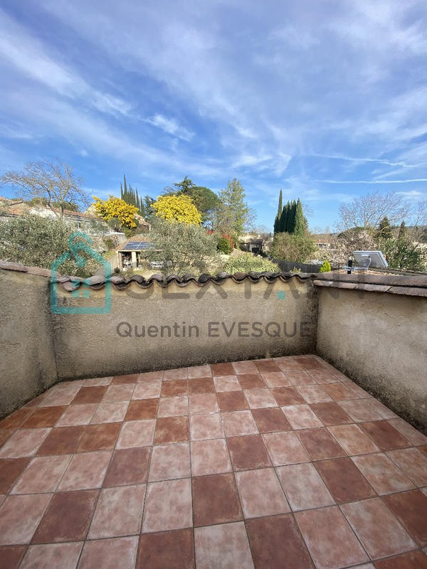 Maison - 200 m² - 5 pièces