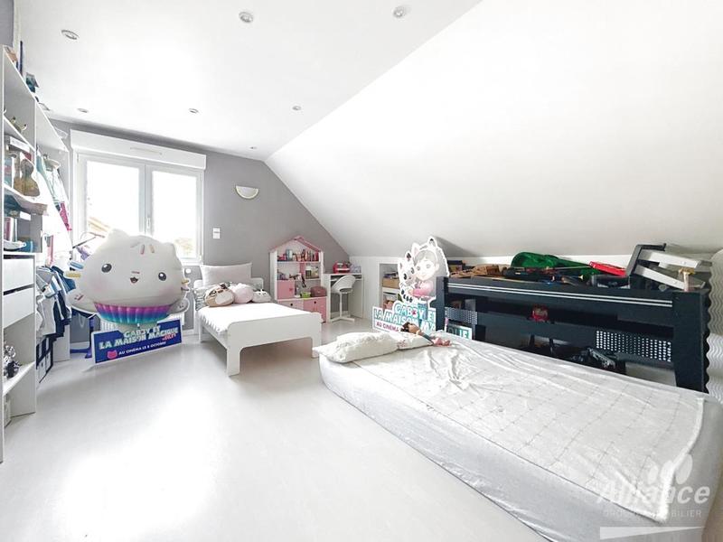 Maison - 140 m² - 6 pièces