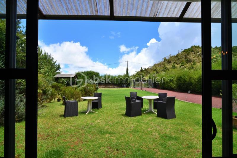 Demeure - 180 m² - 6 pièces