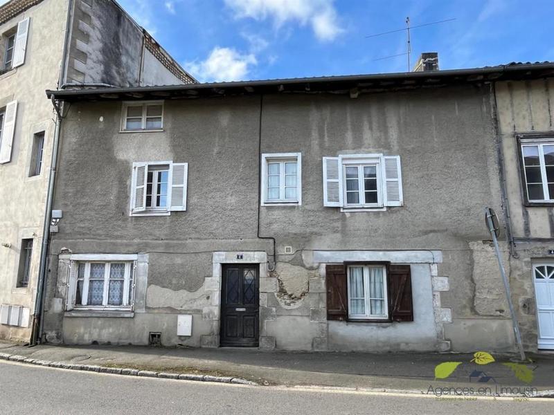 Maison - 135 m² - 9 pièces