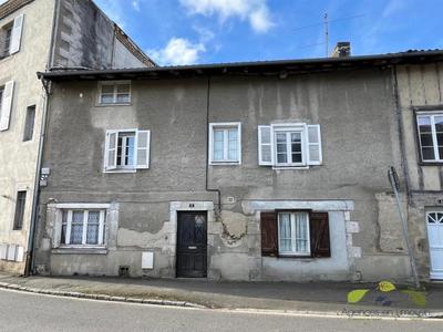 Maison - 135 m² - 9 pièces