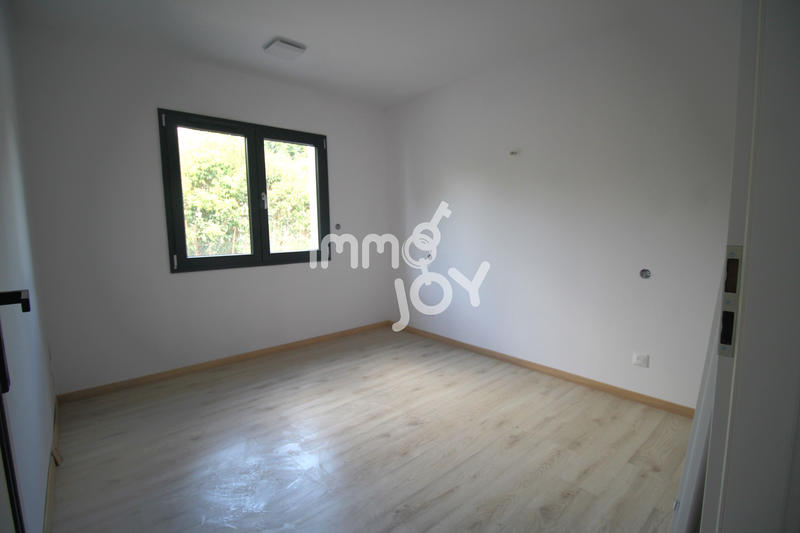 Maison - 107 m² - 4 pièces