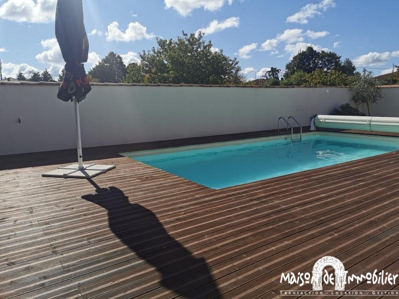 Maison - 99 m² - 5 pièces