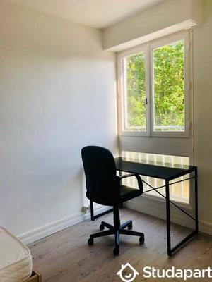 Chambre - 12 m² - 1 pièce