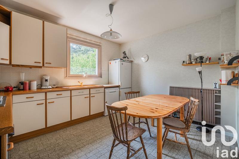 Maison - 181 m² - 8 pièces