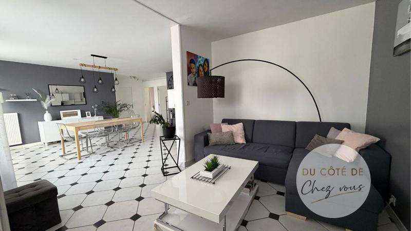 Appartement - 98 m² - 5 pièces