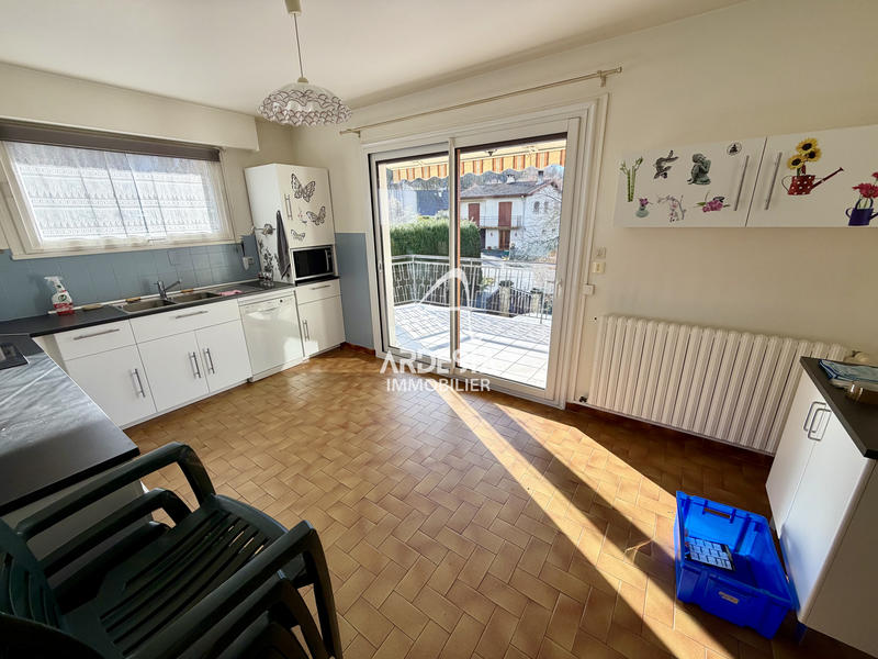 Maison - 115 m² - 7 pièces