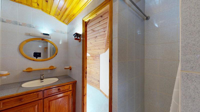 Maison - 230 m² - 8 pièces