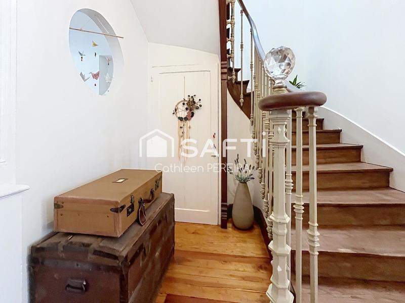 Maison de maîtres - 237 m² - 5 pièces