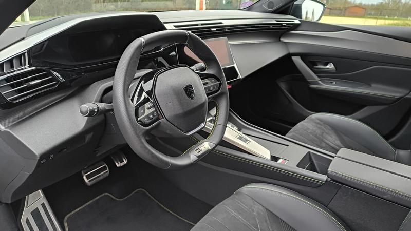 Peugeot 308 III 1.6 PureTech 225 Hybride Eat8 Gt - Entretien constructeur