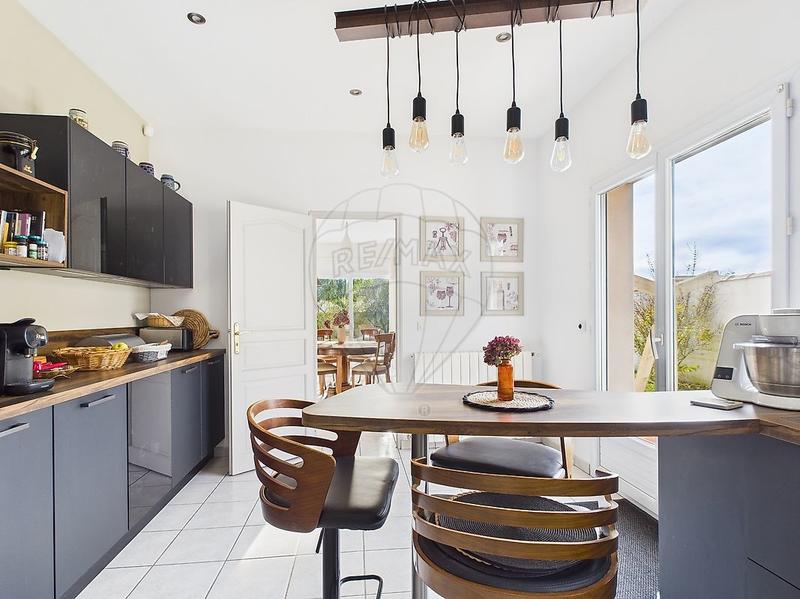 Villa - 185 m² - 5 pièces