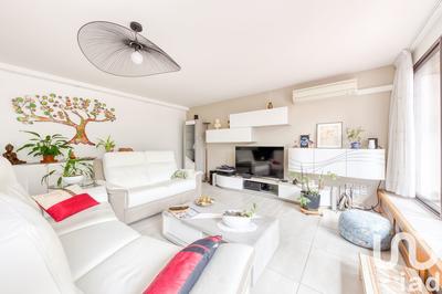 Appartement - 104 m² - 5 pièces