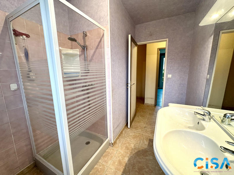 Maison - 92 m² - 5 pièces