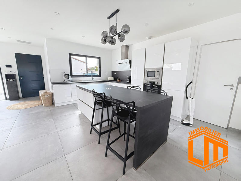 Maison - 105 m² - 4 pièces