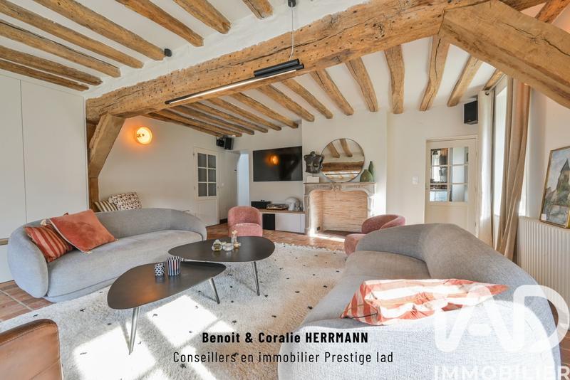 Maison - 208 m² - 7 pièces